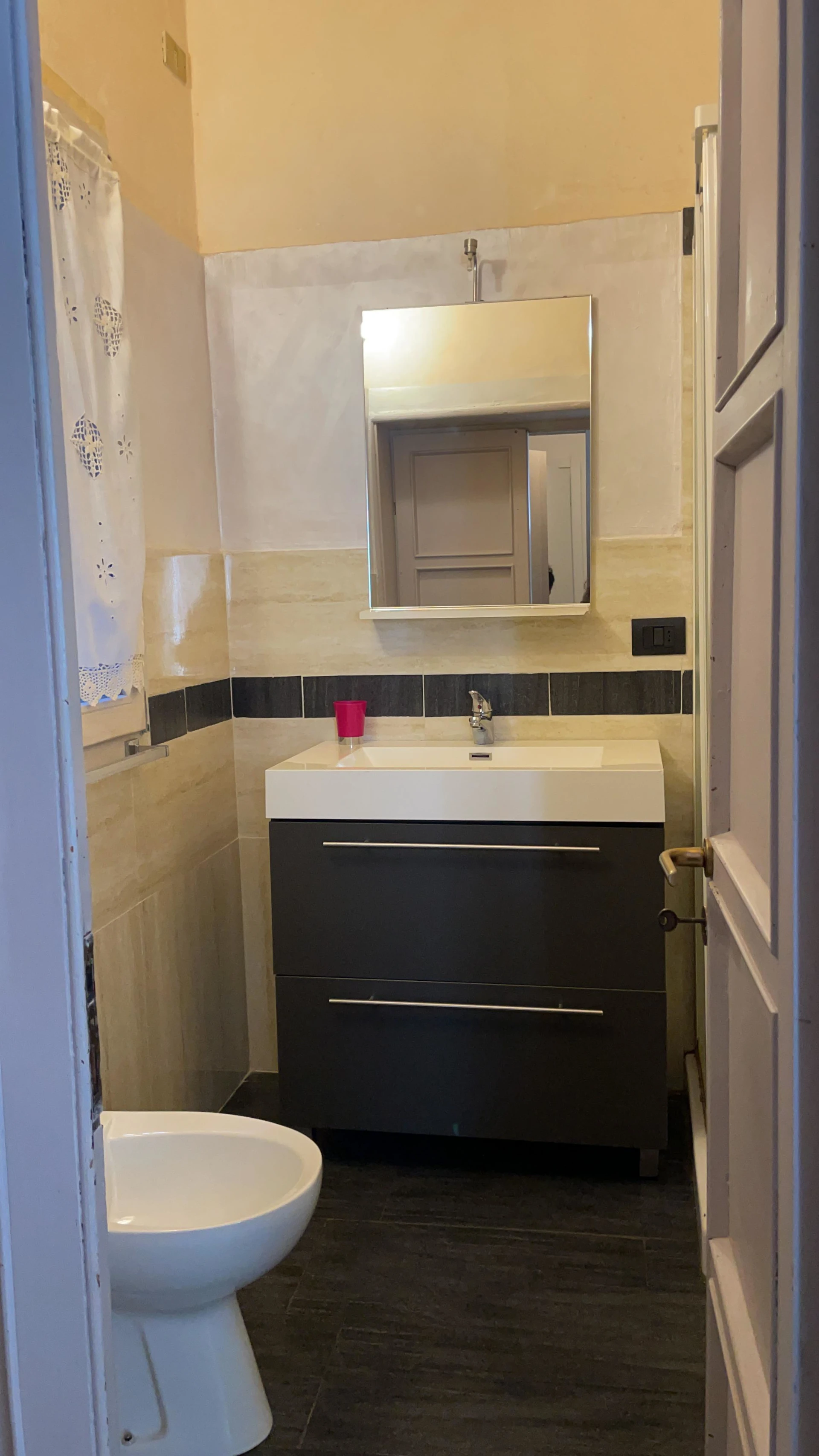 Camera Singola · The Key, Firenze centro, Via Cittadella 22 · bagno condiviso
